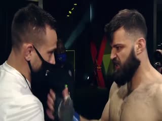 4月11日 2021MMA_ UFC Fight Night - Vettor vs. Holland